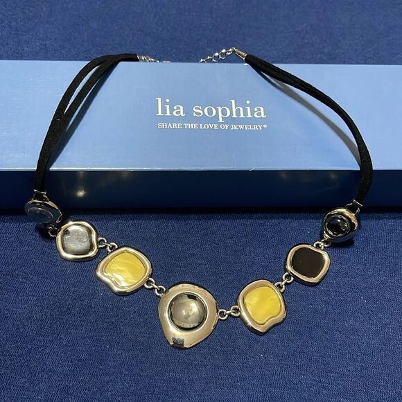 LIA SOPHIA Milky Way necklace MOP & glass stones - Picture 3 of 8